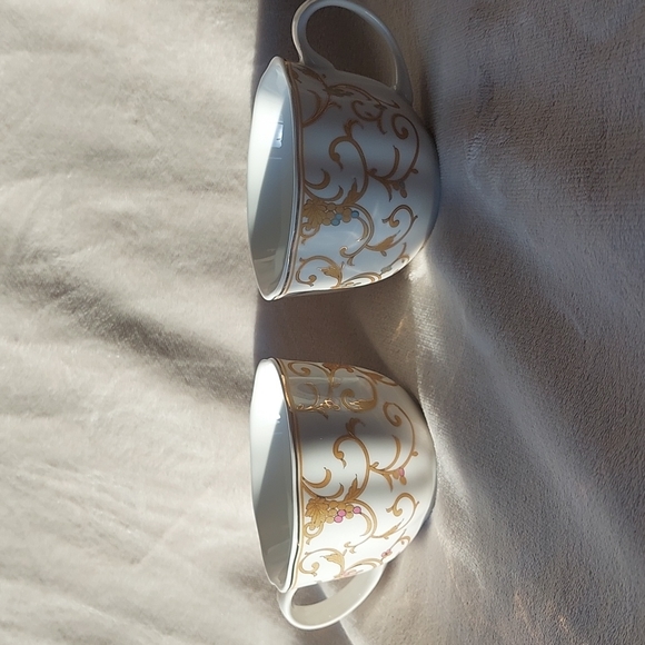 Grace's Teaware tea cups - Picture 2 of 16